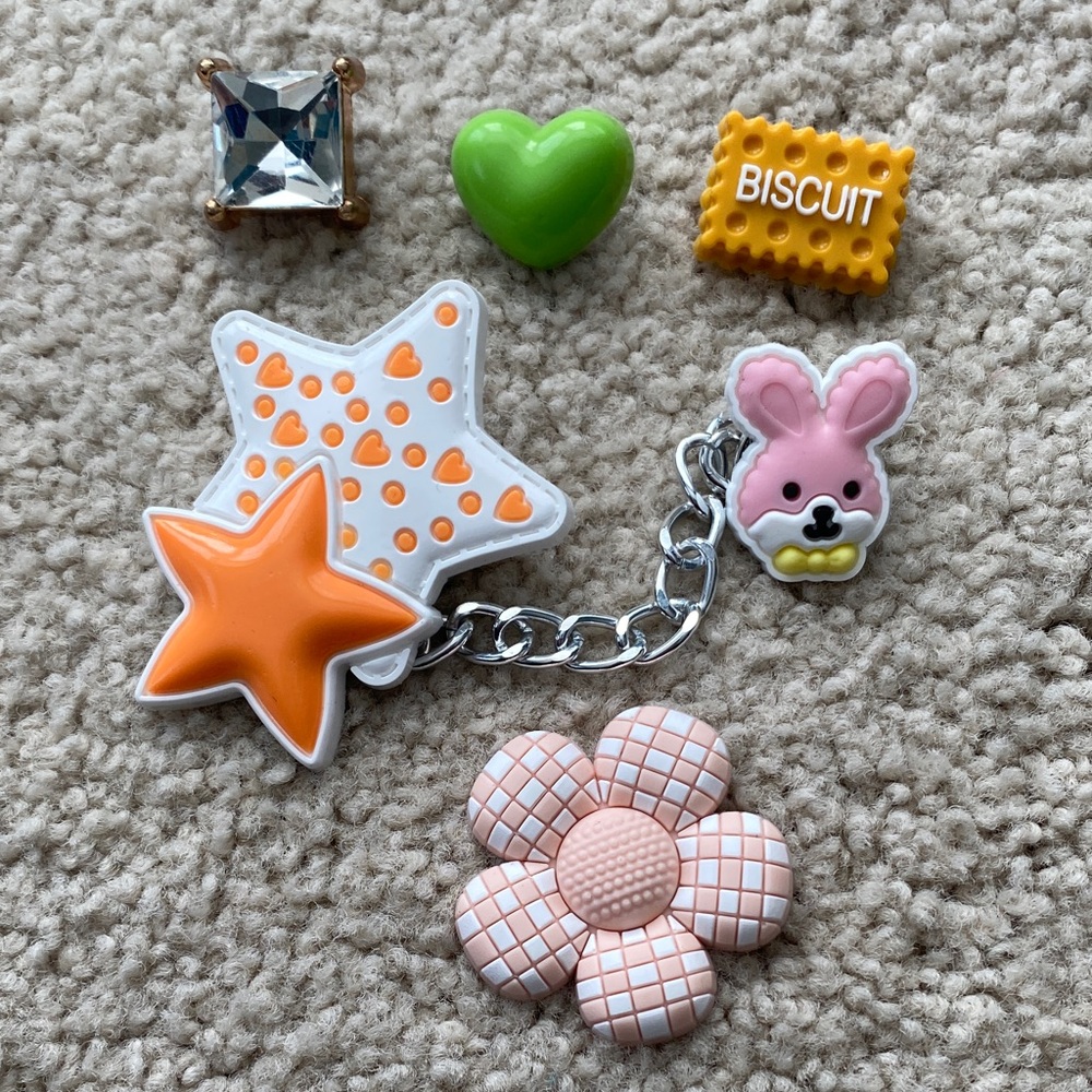 Bundle of 5 shoe charm decorations for crocs style shoes or bogg type bags